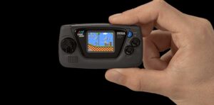 Más que una consola mini: llega la Game Gear Micro